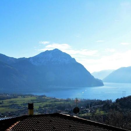 A. F.Antastic V.Iew Villa Costa Volpino Buitenkant foto